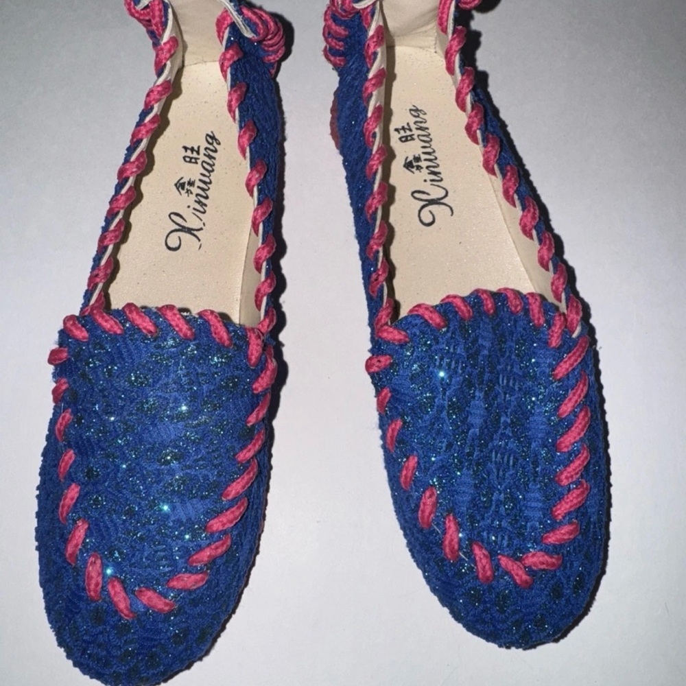 Xinwang Blue Loafers with Pink Stitching